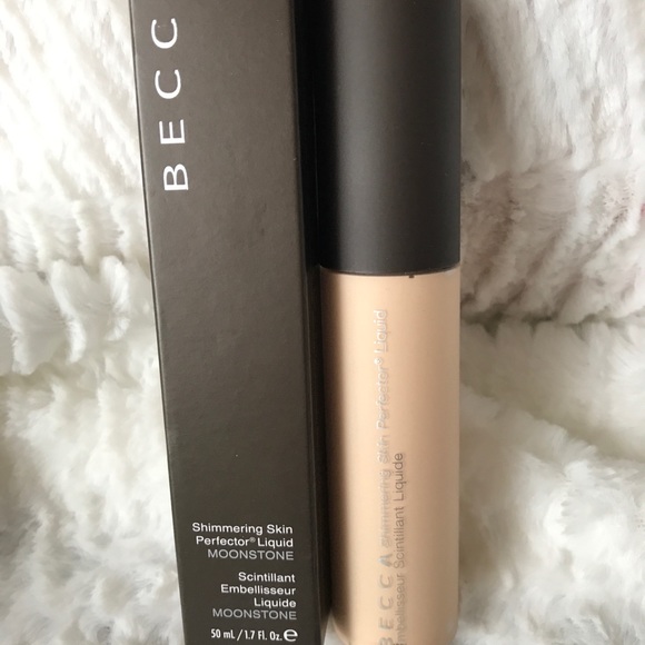 becca liquid highlighter